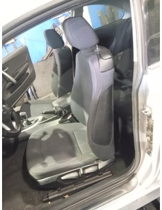 Recambio de asiento delantero izquierdo para bmw serie 1 coupe (e82) 120d referencia OEM IAM 52107118419 TELA NEGRA Y GRIS  2