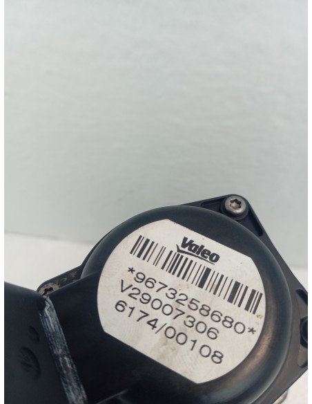 Recambio de valvula egr para citroën c3 1.4 hdi 16v sx referencia OEM IAM 9673258680  