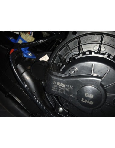 Recambio de motor calefaccion para hyundai i20 fresh referencia OEM IAM 97206C8000  