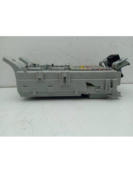 Recambio de caja reles / fusibles para hyundai i20 fresh referencia OEM IAM 91950C8560  