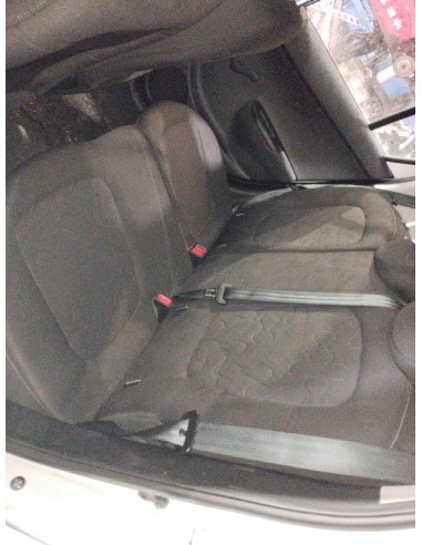 Recambio de asientos traseros para hyundai i20 classic referencia OEM IAM 892001J000PAM  