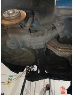 Recambio de puente trasero para citroën c3 picasso sx referencia OEM IAM 5148W1   2