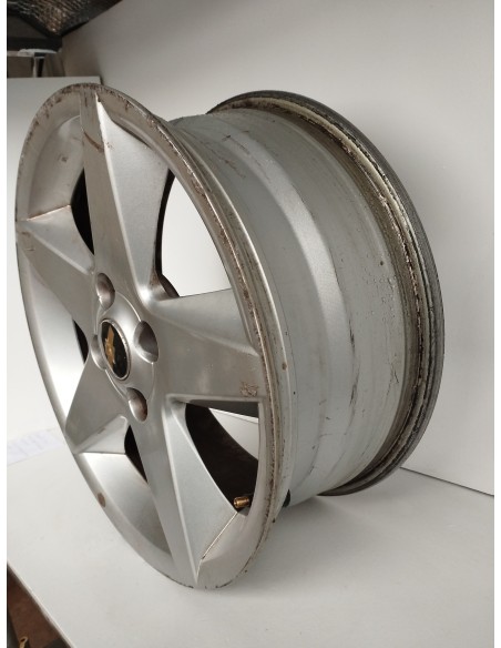 Recambio de llanta para chevrolet epica lt referencia OEM IAM GMDAT  