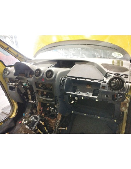Recambio de salpicadero para peugeot 1007 sport referencia OEM IAM 8211KZ  
