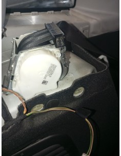 Recambio de cinturon seguridad trasero izquierdo para citroën c3 1.0 vti referencia OEM IAM 34140294B  