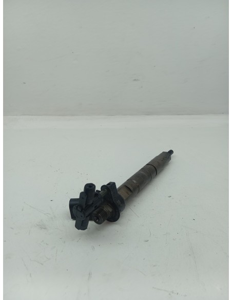 Recambio de inyector para bmw serie 1 berlina (e81/e87) 120d referencia OEM IAM 780542801  