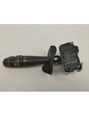Recambio de mando luces para dacia sandero laureate referencia OEM IAM 8200792587  