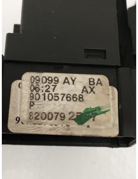 Recambio de mando luces para dacia sandero laureate referencia OEM IAM 8200792587  