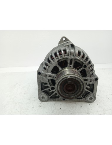 Recambio de alternador para dacia sandero laureate referencia OEM IAM 8200667608A  