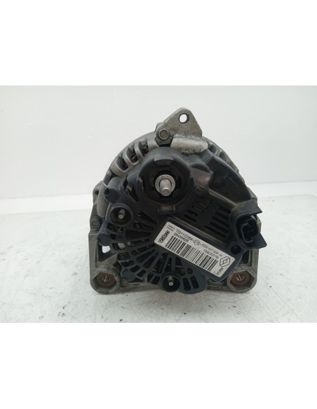 Recambio de alternador para dacia sandero laureate referencia OEM IAM 8200667608A  