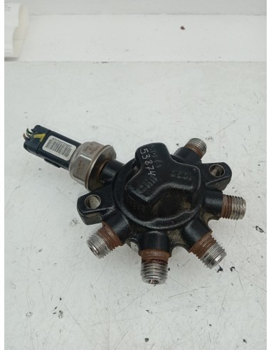 Recambio de rampa inyectora para dacia sandero laureate referencia OEM IAM 8200584034  