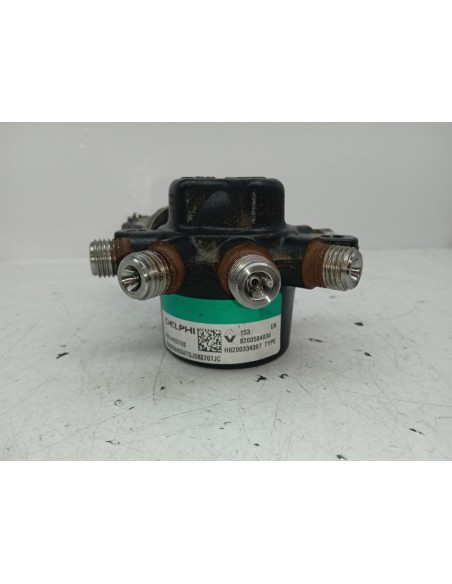 Recambio de rampa inyectora para dacia sandero laureate referencia OEM IAM 8200584034  