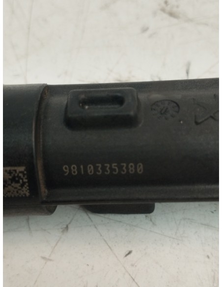 Recambio de inyector para citroën c4 lim. feel edition referencia OEM IAM 9810335380  