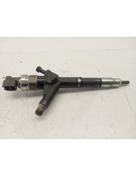 Recambio de inyector para nissan almera tino (v10m) acenta referencia OEM IAM 16600BN821  