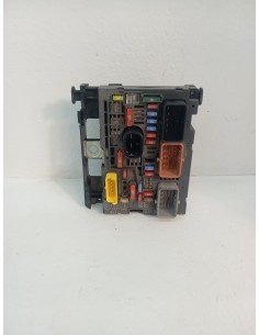 Recambio de caja reles / fusibles para citroën c4 grand picasso 1.6 16v referencia OEM IAM 9675877080  