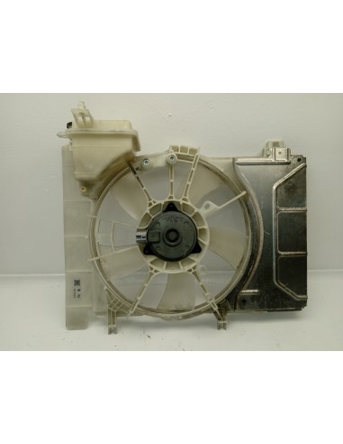 Recambio de electroventilador para toyota yaris active referencia OEM IAM MF2220005221  
