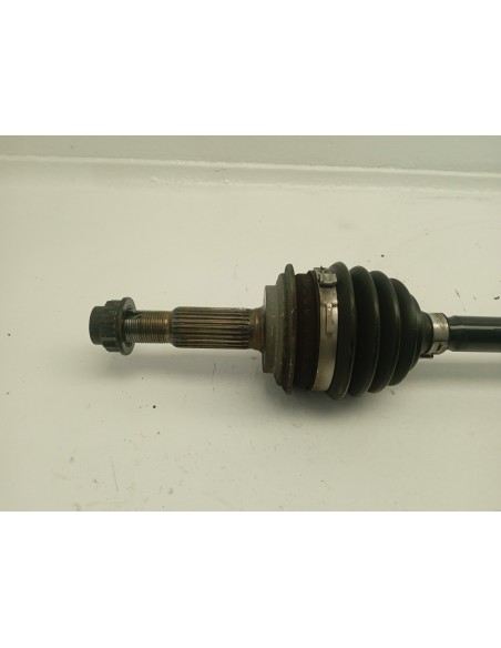 Recambio de transmision delantera derecha para toyota yaris active referencia OEM IAM 434100D320  