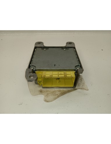 Recambio de centralita airbag para toyota yaris active referencia OEM IAM 891700D440  