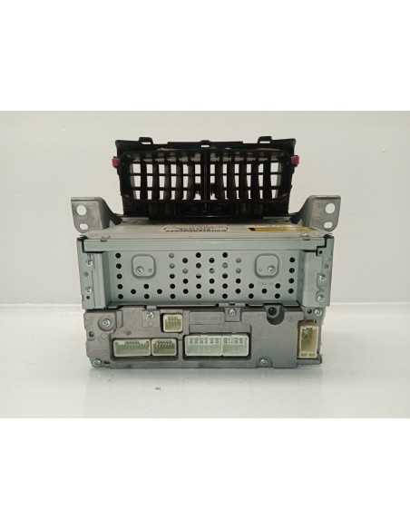 Recambio de sistema audio / radio cd para toyota yaris active referencia OEM IAM 861200D500  