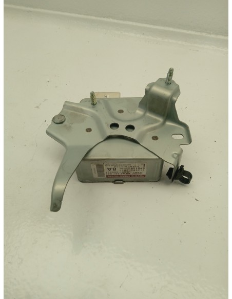 Recambio de modulo electronico para toyota yaris active referencia OEM IAM 896500D180  