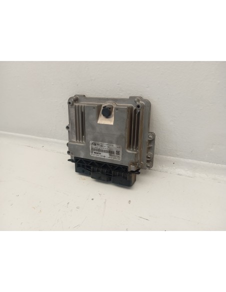 Recambio de centralita motor uce para ford fiesta (cb1) titanium referencia OEM IAM BV2112A650UA  