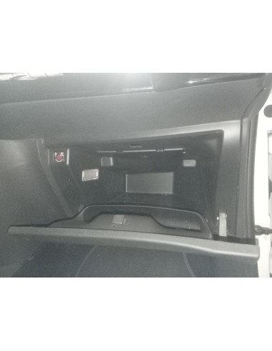Recambio de guantera para citroën c3 1.0 vti referencia OEM IAM 825202  