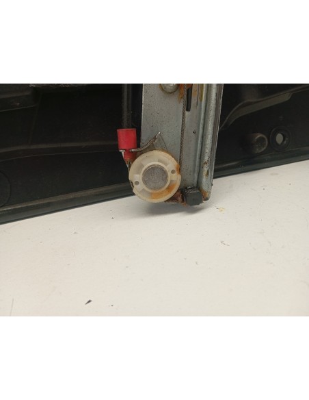 Recambio de elevalunas delantero izquierdo para ford fiesta (cb1) titanium referencia OEM IAM 8A6114A389B  