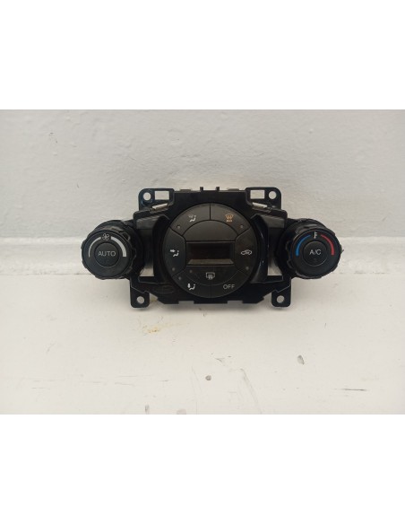 Recambio de mando climatizador para ford fiesta (cb1) titanium referencia OEM IAM 8A6T18C612  