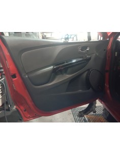 Recambio de guarnecido puerta delantera izquierda para renault clio iv dynamique referencia OEM IAM 809014258R  