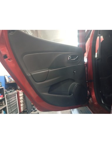 Recambio de guarnecido puerta trasera izquierda para renault clio iv dynamique referencia OEM IAM 829A10996R  