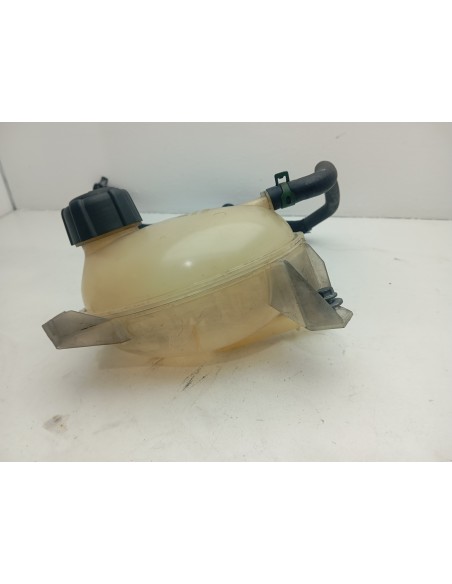 Recambio de deposito expansion para renault clio iv dynamique referencia OEM IAM 217107259R  