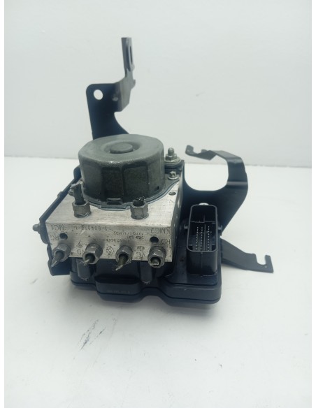 Recambio de abs para renault clio iv dynamique referencia OEM IAM 476608644R  