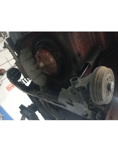 Recambio de puente trasero para renault clio iv dynamique referencia OEM IAM 555111838R  