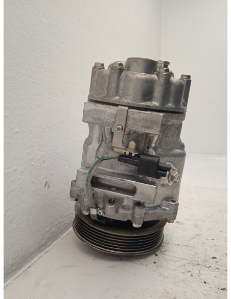 Recambio de compresor aire acondicionado para volvo s40 ii (544) 2.0 d referencia OEM IAM 36000989  