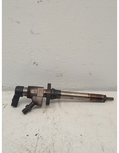Recambio de inyector para volvo s40 ii (544) 2.0 d referencia OEM IAM 9657144580  