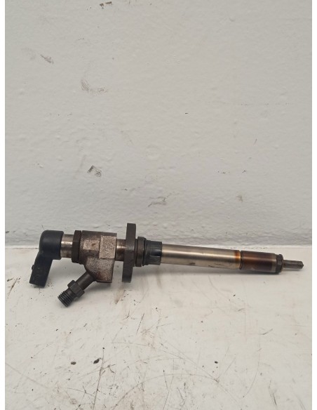 Recambio de inyector para volvo s40 ii (544) 2.0 d referencia OEM IAM 9657144580  