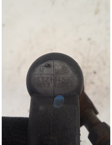 Recambio de inyector para volvo s40 ii (544) 2.0 d referencia OEM IAM 9657144580  