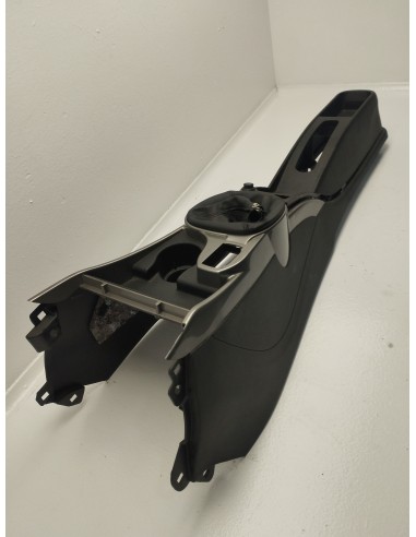 Recambio de consola central para alfa romeo mito (145) junior referencia OEM IAM 156083482  