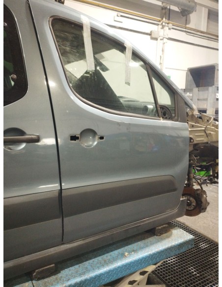 Recambio de puerta delantera derecha para citroën berlingo station wagon xtr referencia OEM IAM 9004Z6  