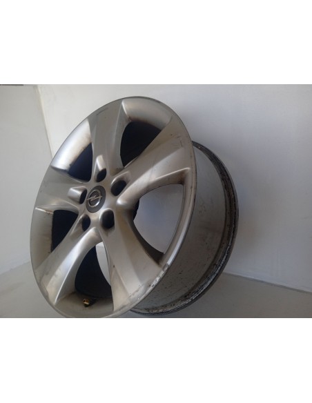 Recambio de llanta para opel astra j sports tourer selective referencia OEM IAM 13259247  