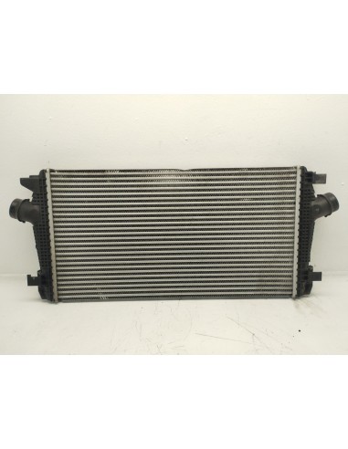 Recambio de intercooler para opel astra j lim. selective referencia OEM IAM 13267647  