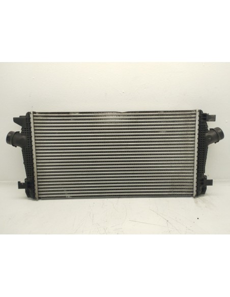Recambio de intercooler para opel astra j lim. selective referencia OEM IAM 13267647  