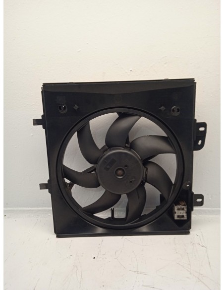 Recambio de electroventilador para peugeot 208 access referencia OEM IAM 9812028580  