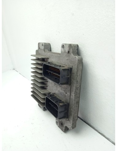 Recambio de centralita motor uce para opel astra j lim. selective referencia OEM IAM E8312647212  