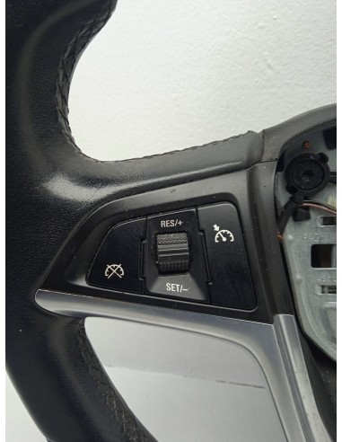 Recambio de volante para opel astra j lim. selective referencia OEM IAM 13351021  