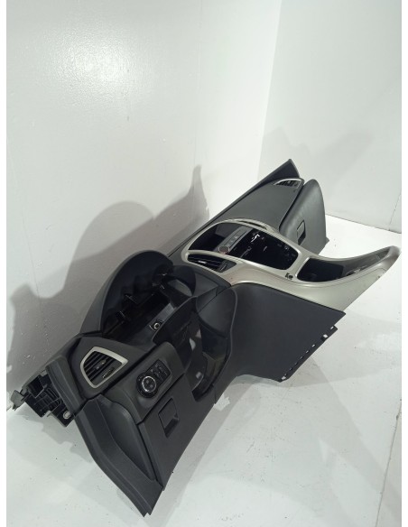 Recambio de salpicadero para opel astra j lim. selective referencia OEM IAM 13314406  