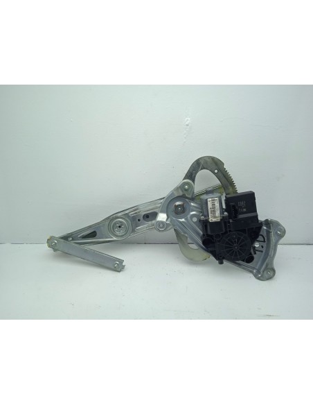 Recambio de elevalunas trasero derecho para renault scenic iii expression referencia OEM IAM 827300005R  