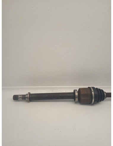 Recambio de transmision delantera derecha para renault scenic iii expression referencia OEM IAM 8200725502  