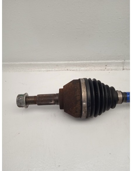 Recambio de transmision delantera izquierda para nissan qashqai (j10) acenta referencia OEM IAM 39101JD74D  