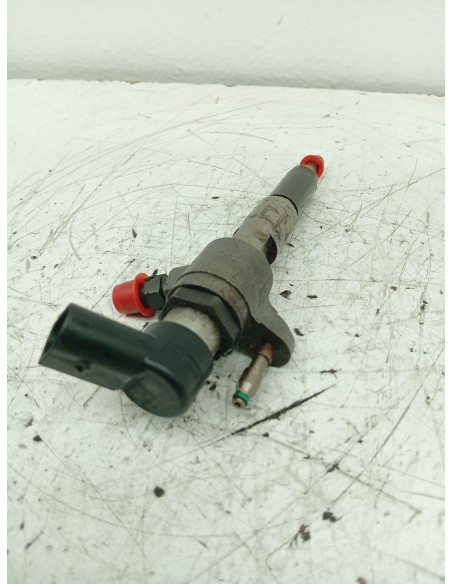 Recambio de inyector para citroën berlingo station wagon xtr plus referencia OEM IAM 9802448680  